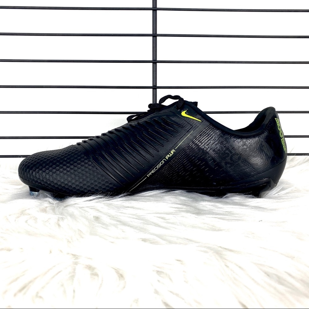 Nike Phantom Venom Elite Black Volt Soccer Cleats - Picture 4 of 8